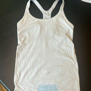 Ebb to Street lululemon tank!